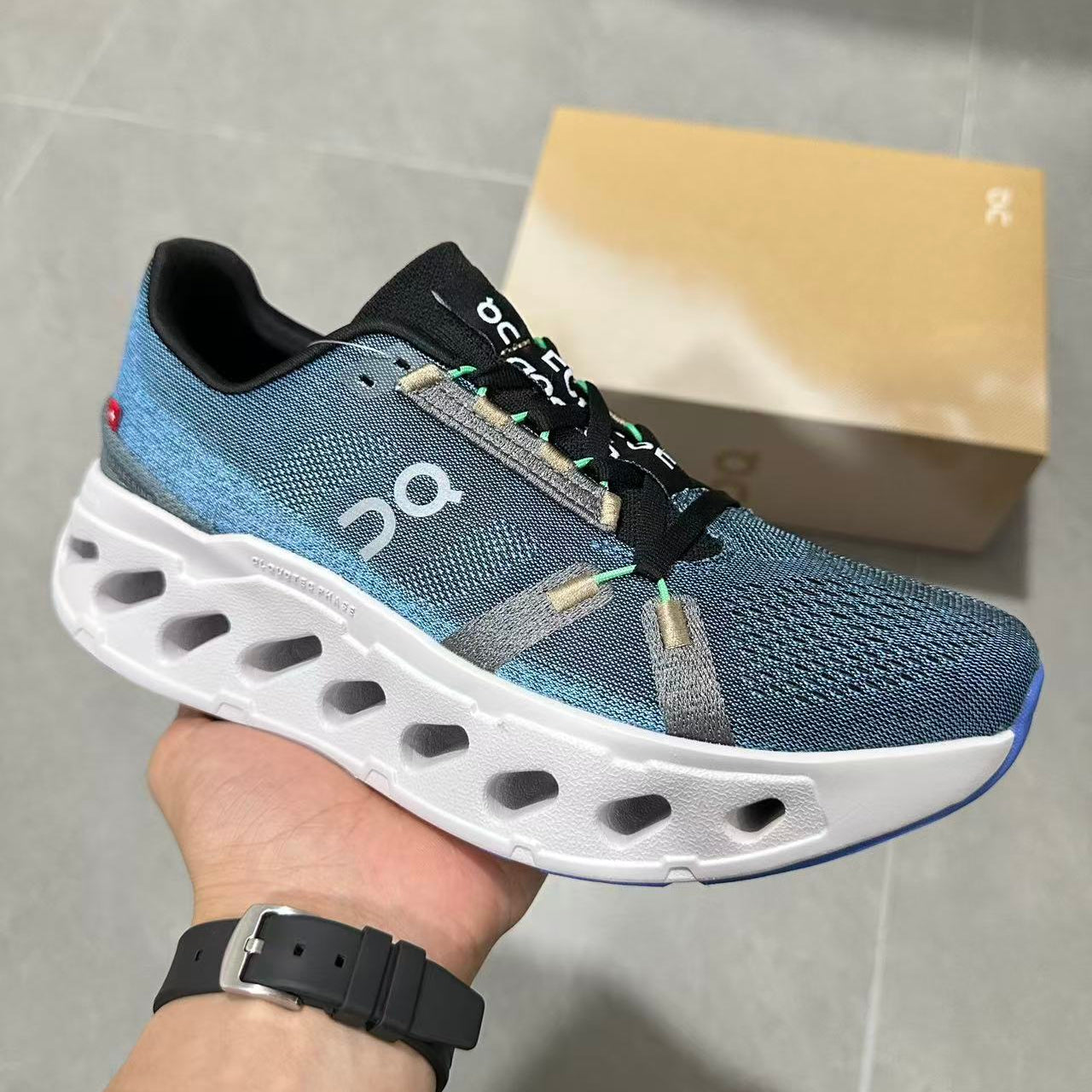 ON Eclipse Running Shoes - Blue