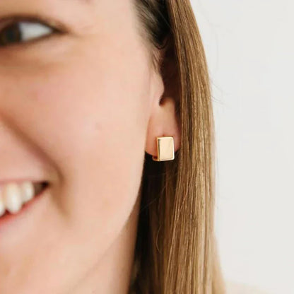 Boucles d'oreilles cube modernes