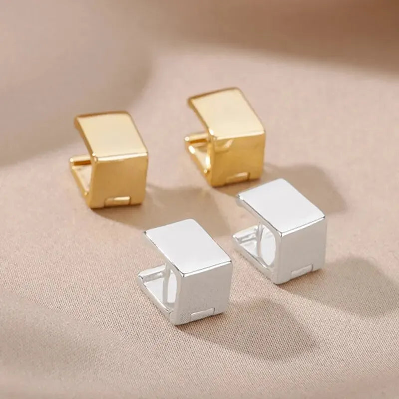 Boucles d'oreilles cube modernes