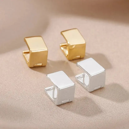 Boucles d'oreilles cube modernes